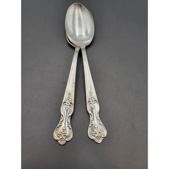 Set of 2 WM Rogers Silverplate Flatware Spoon Magnolia Extra Plate - Picture 10 of 10